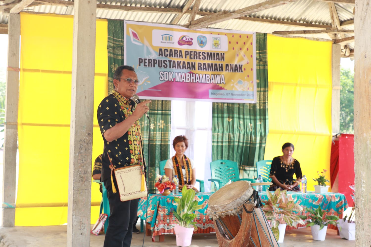 Bupati Nagekeo Meresmikan Perpustakaan Ramah Anak di Kecamatan Keo Tengah (13)