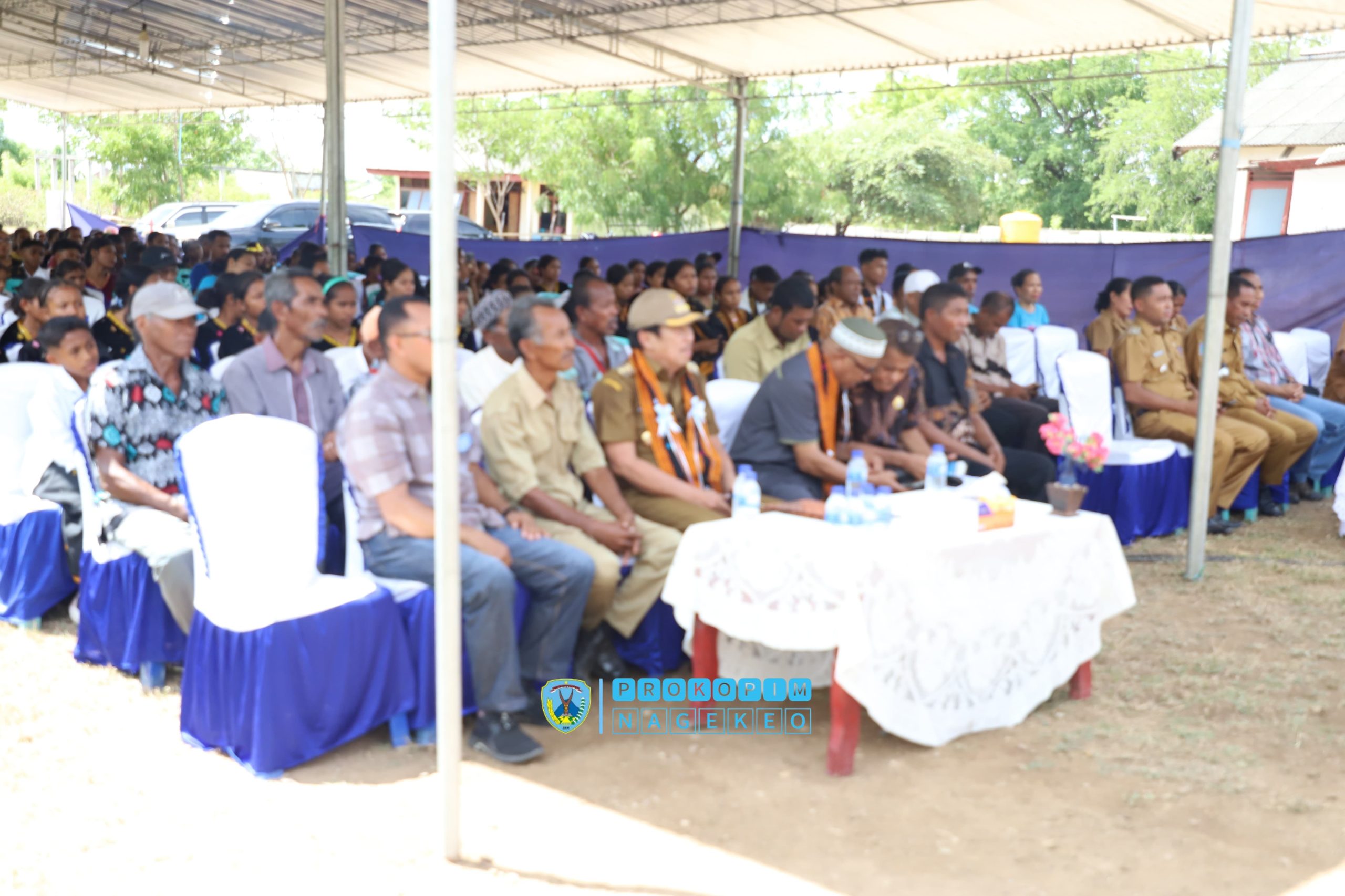 Bupati Simplisius Donatus membuka kegiatan Youth Camp AMAN Tingkat Kabupaten Nagekeo (5)