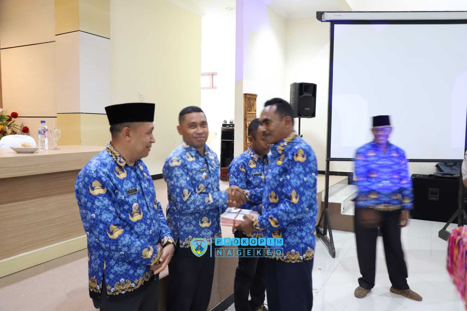 Distribusi Persebaran SPPT Pajak Bumi dan Bangunan Pedesaan dan Perkotaan Tahun 2025 Dalam Wilayah Kabupaten Nagekeo Resmi Dilakukan (3)