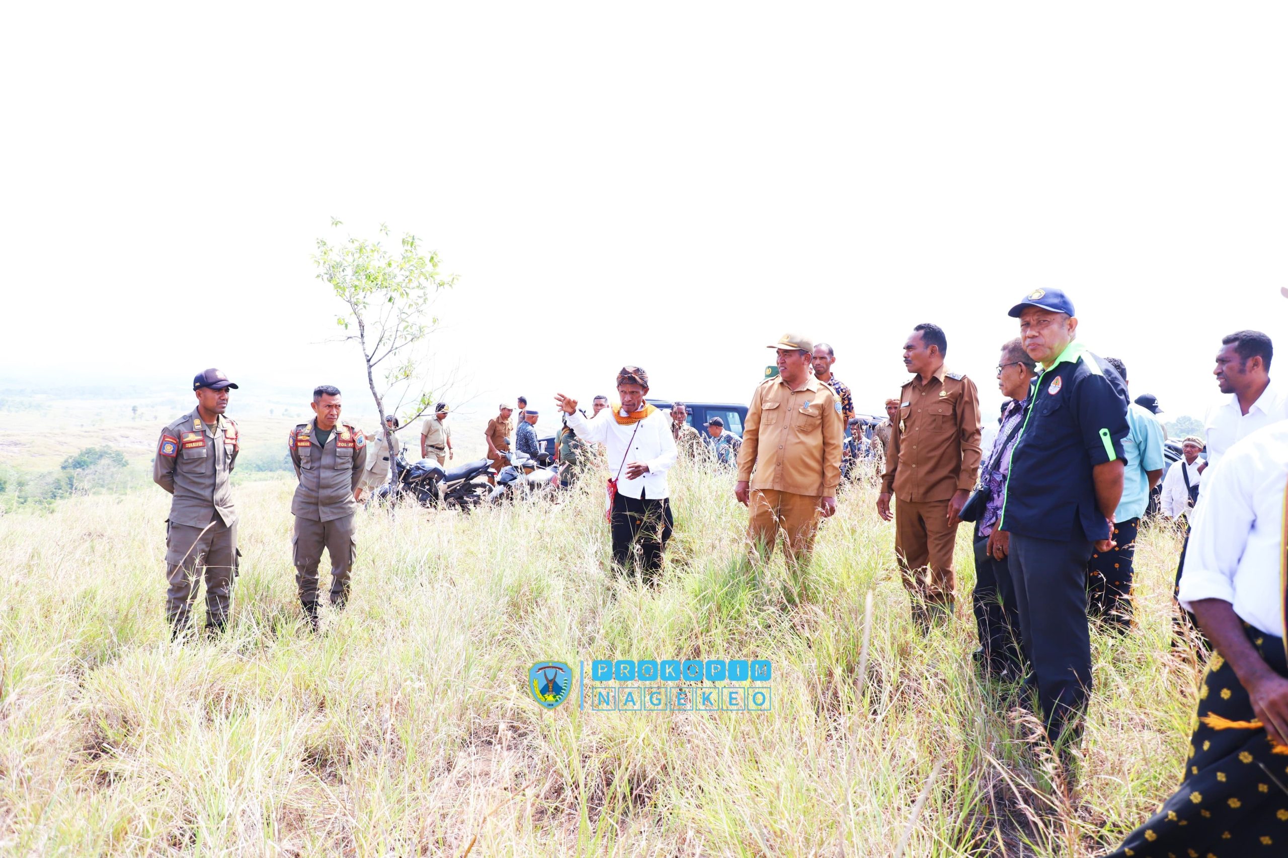 Wakil Bupati Nagekeo Menghadiri Acara Temu Karya Pencetakan Lahan Sawah Baru-Desa Renduwawo (5)