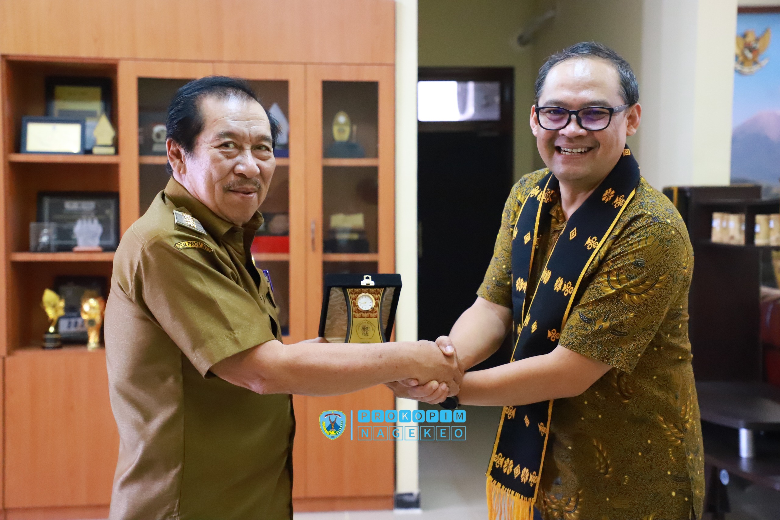 Bupati Nagekeo Audiensi bersama Tim Pengabdian Masyarakat-FISIP Universitas Brawijaya Malang (2)