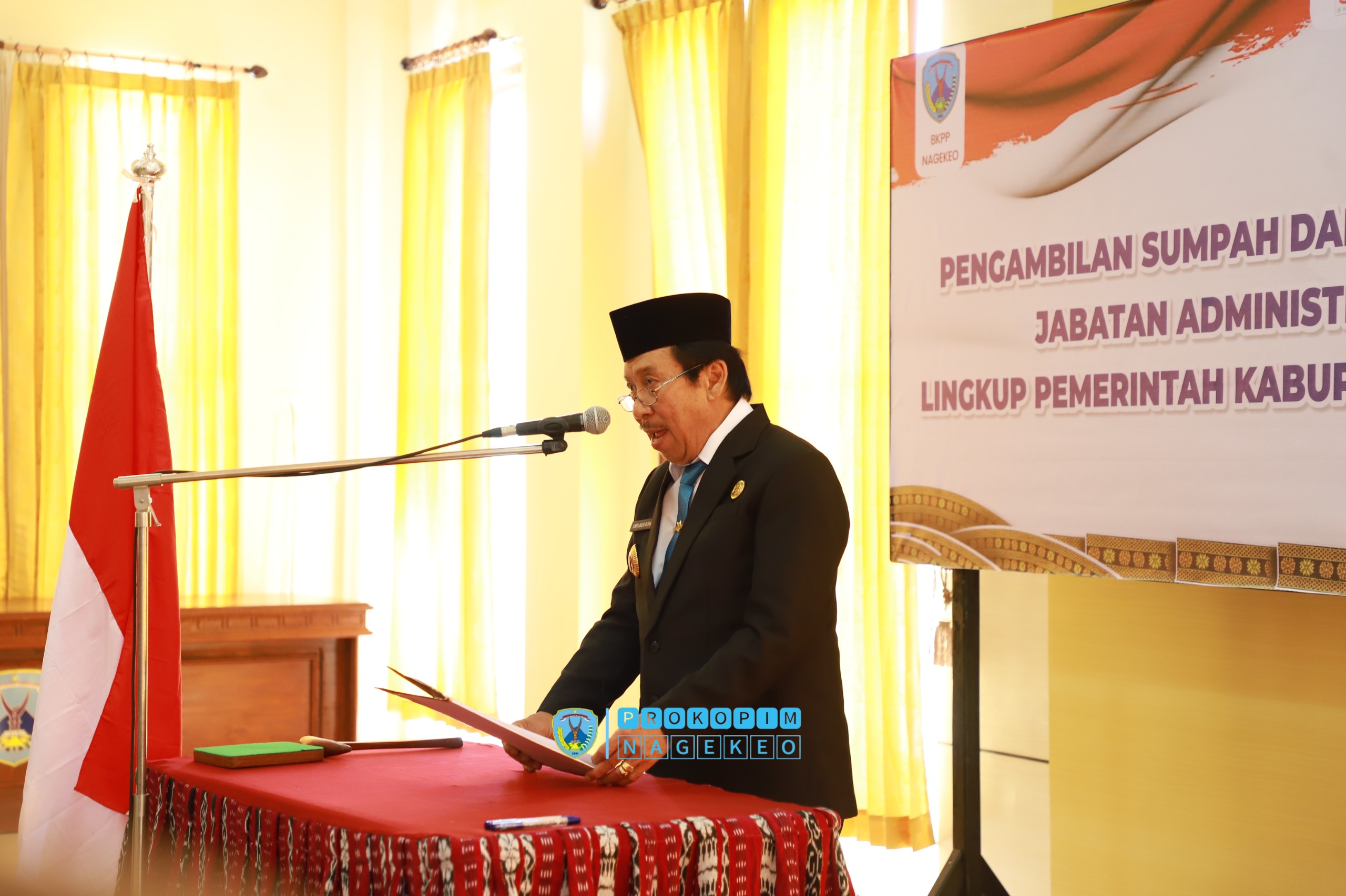 Bupati Nagekeo Lantik Direktur RSUD Pratama Raja (1)