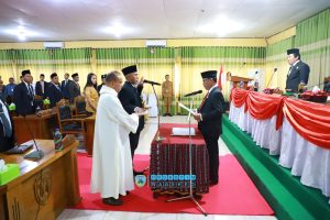 Bupati Nagekeo Menghadiri Acara  Peresmian Pengangkatan PAW Anggota DPRD Kabupaten Nagekeo Masa Jabatan Tahun 2024-2029