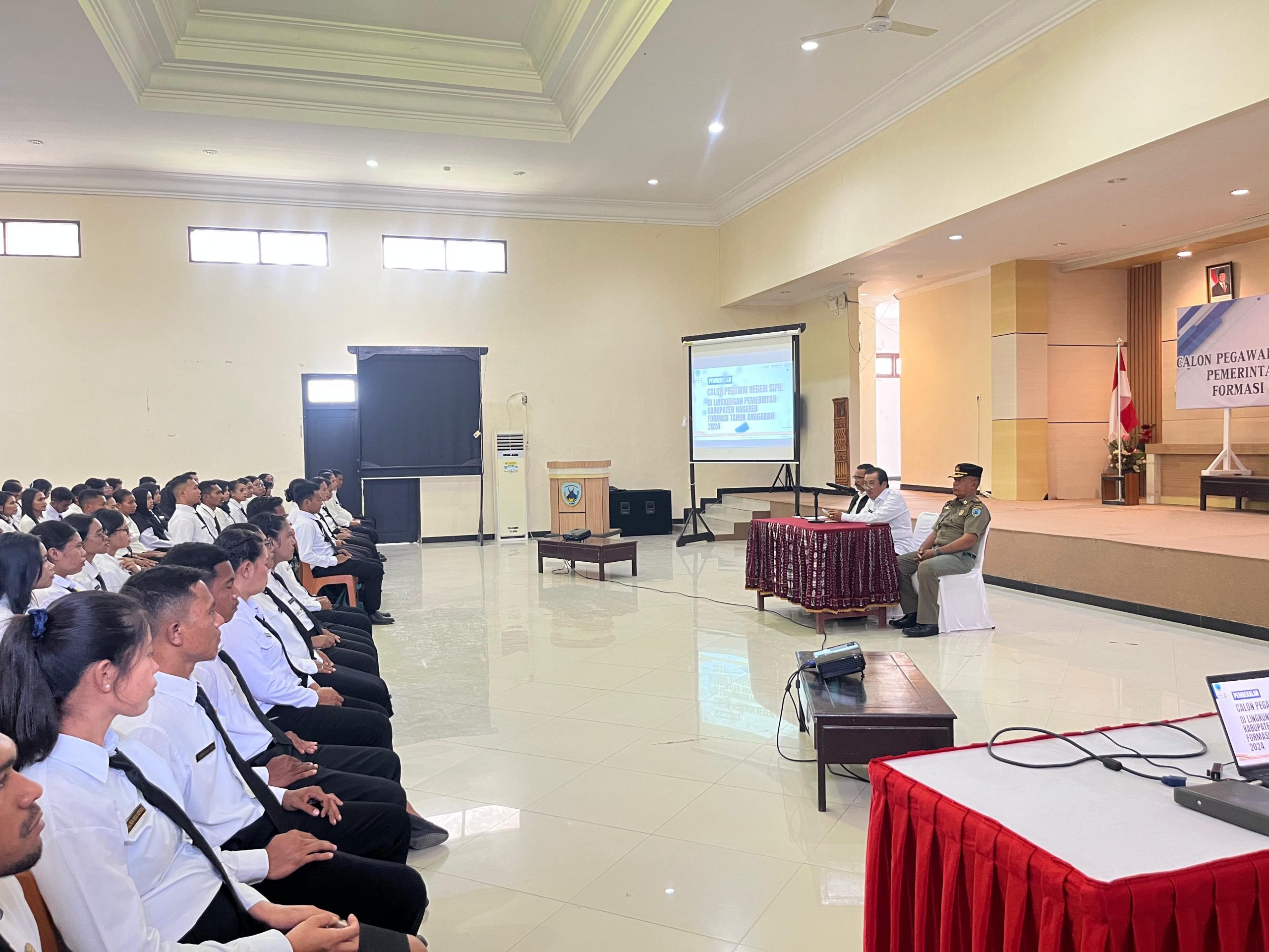 Pemerintah Kabupaten Nagekeo Gelar Pembekalan Bagi 283 CPNS Formasi 2024 Tegaskan Semangat Pengabdian dan Profesionalisme ASN (4)