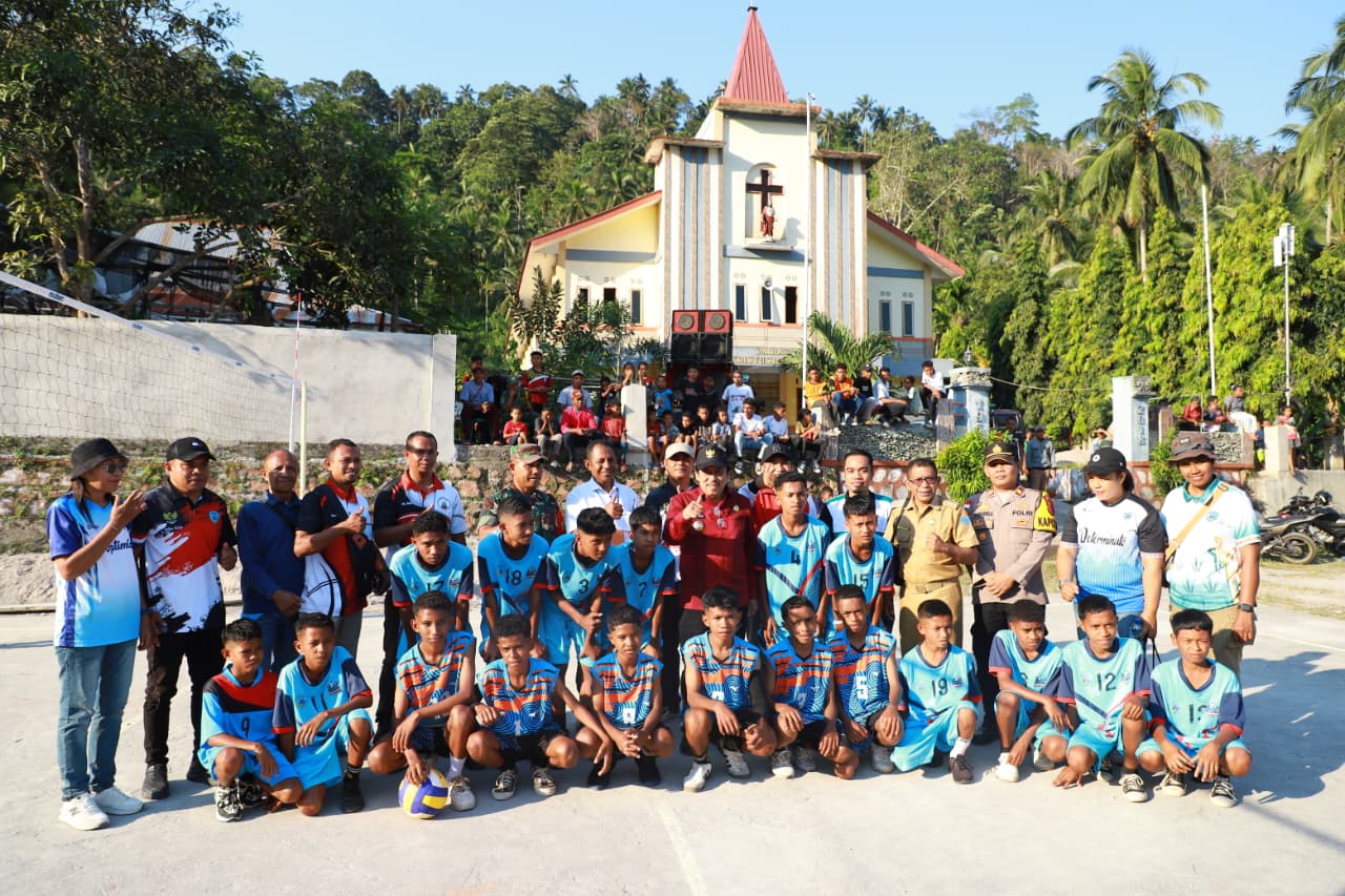 Bupati Nagekeo Buka Kegiatan PORSI SMP Tingkat MKKS Nangaroro (5)