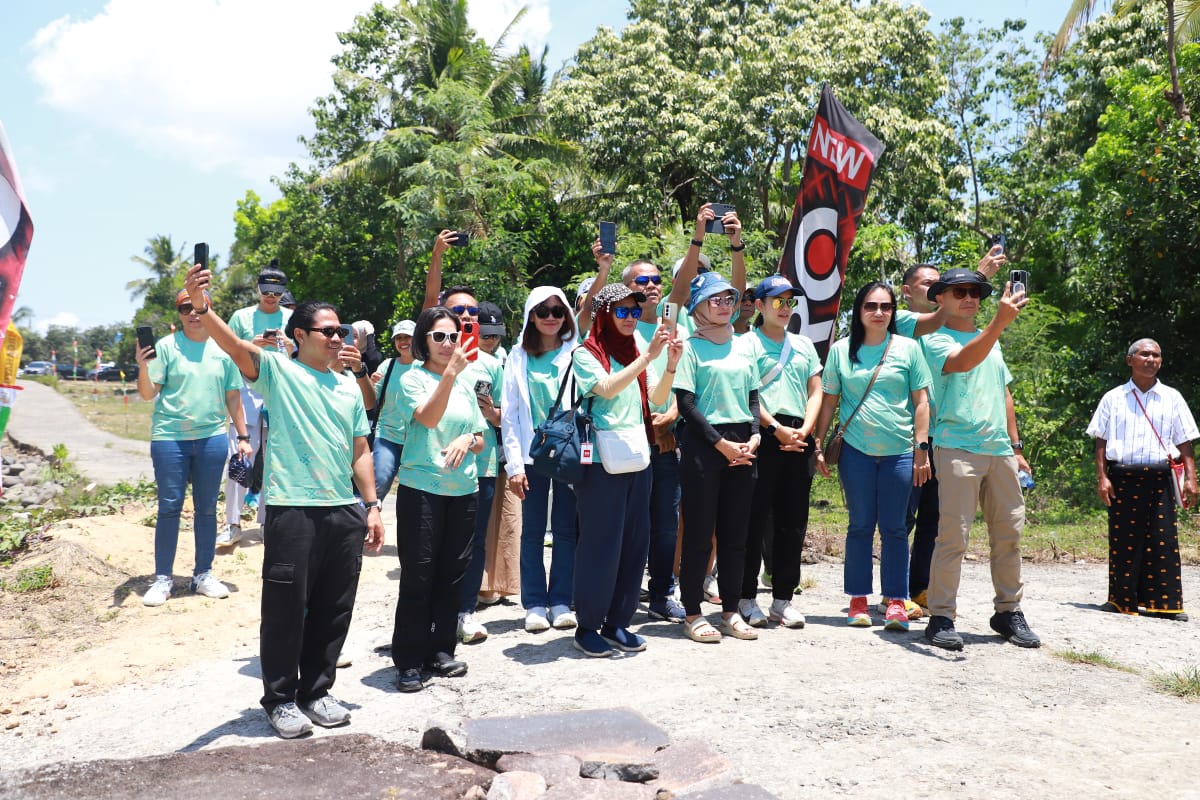 Wabup Nagekeo Terima Peserta Lari Jelajah Timur Indonesia 2025 (2)