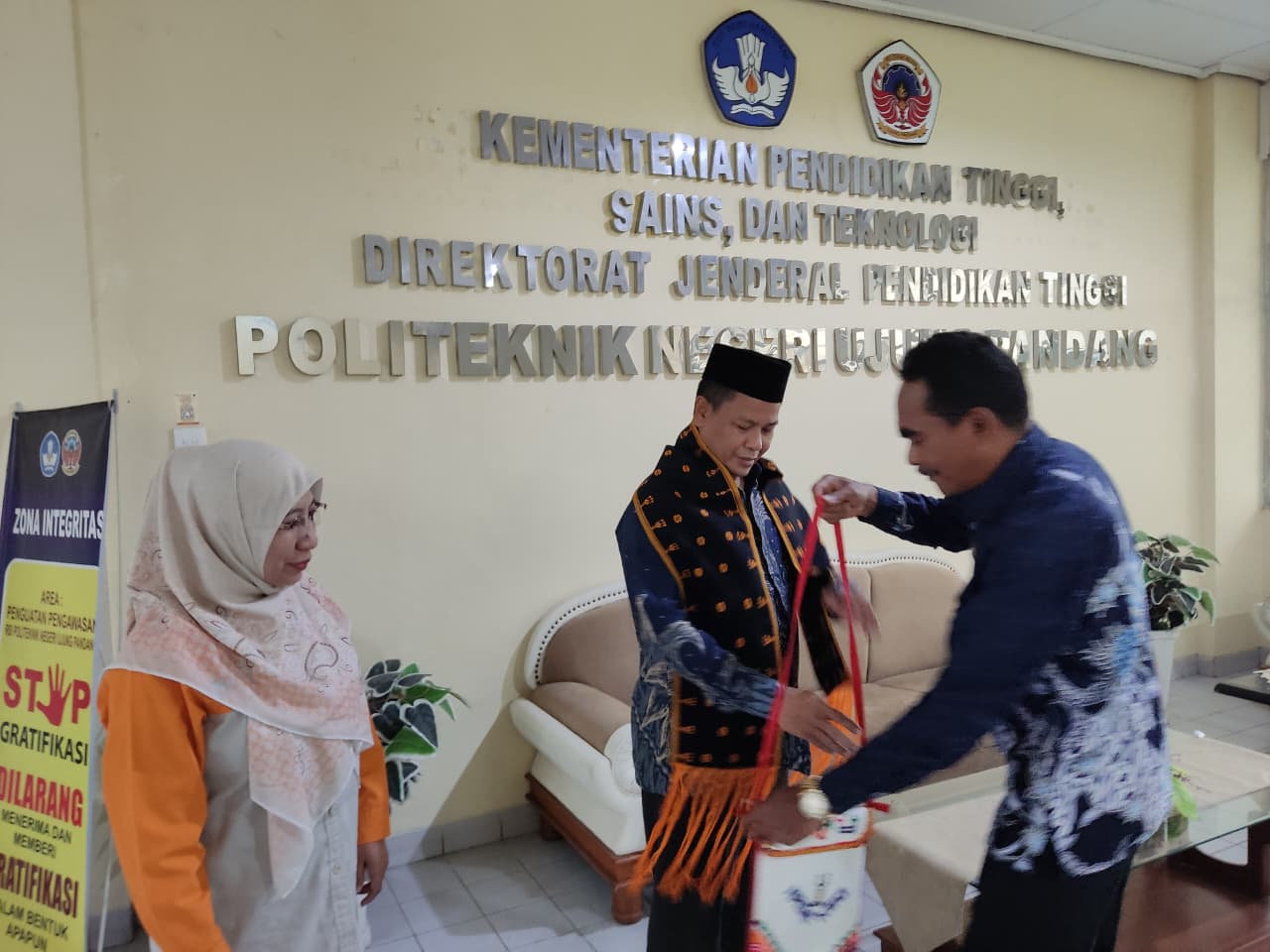 Wakil Bupati Nagekeo Audiensi Bersama Direktur Politeknik Negeri Ujung Pandang (2)
